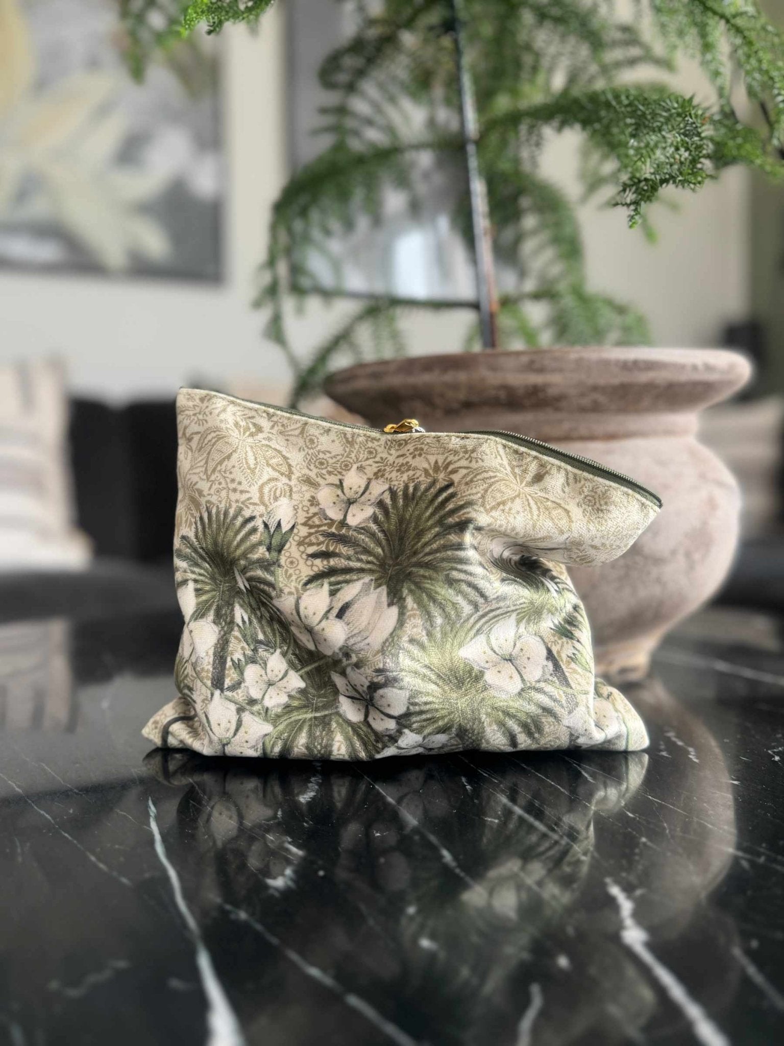 Velvet Green Palm Glow Makeup Bag - stoneandbeigeVelvet Green Palm Glow Makeup Bag