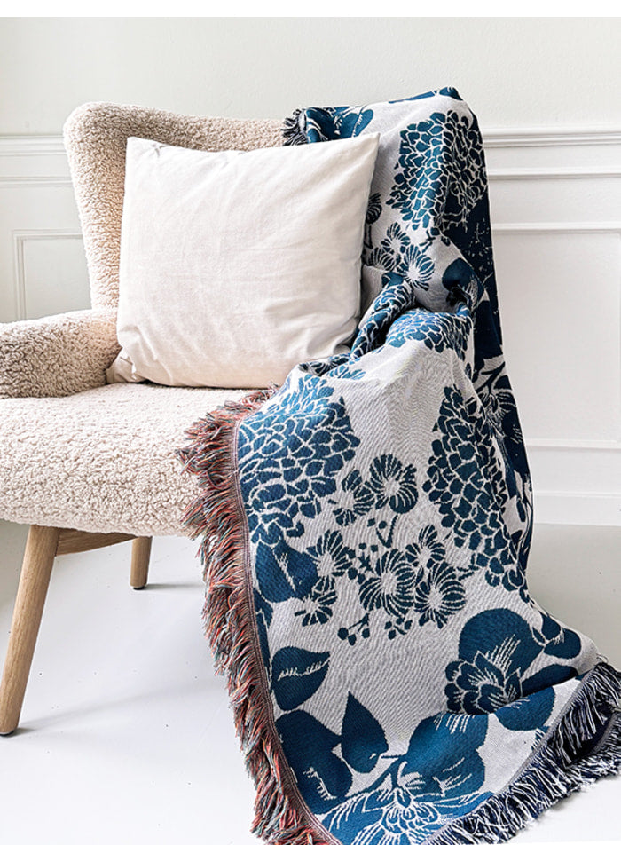 Blue Floral Jacquard woven blanket