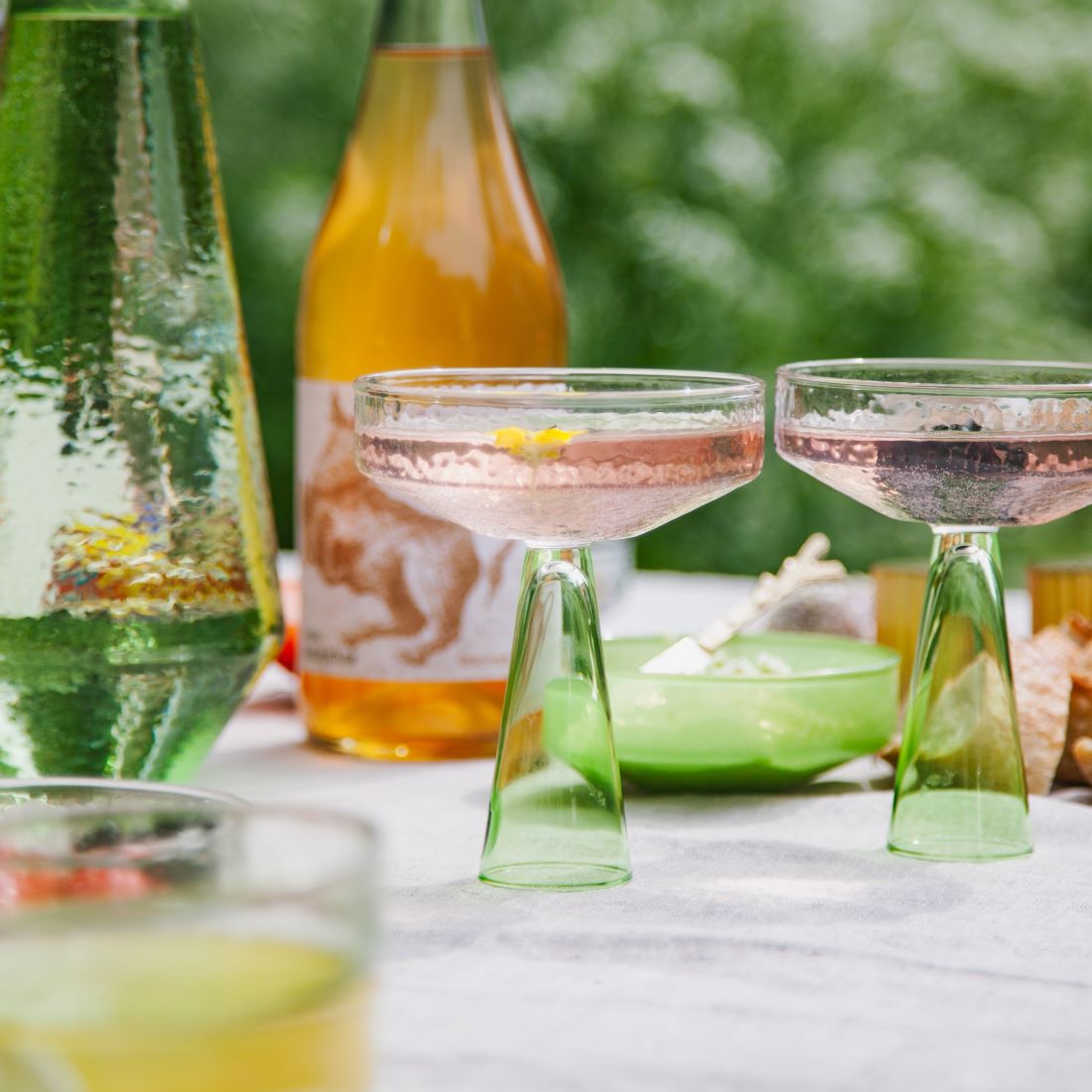 Set Of 2 Coupe Green Glasses