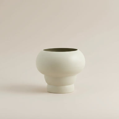 curved Iron Ivory Vase - stoneandbeige