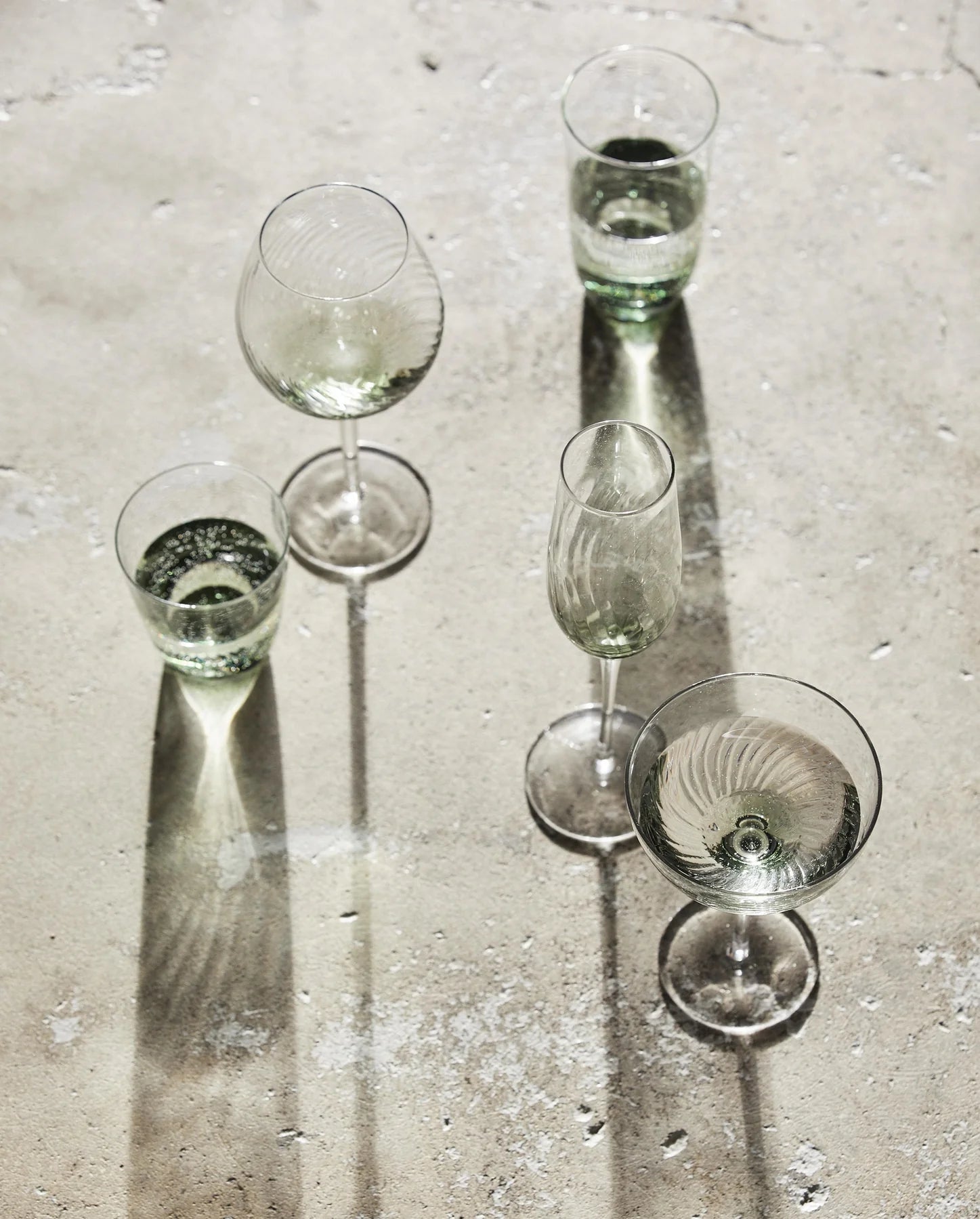 Set Of 2 Green Champagne Glasses - stoneandbeige